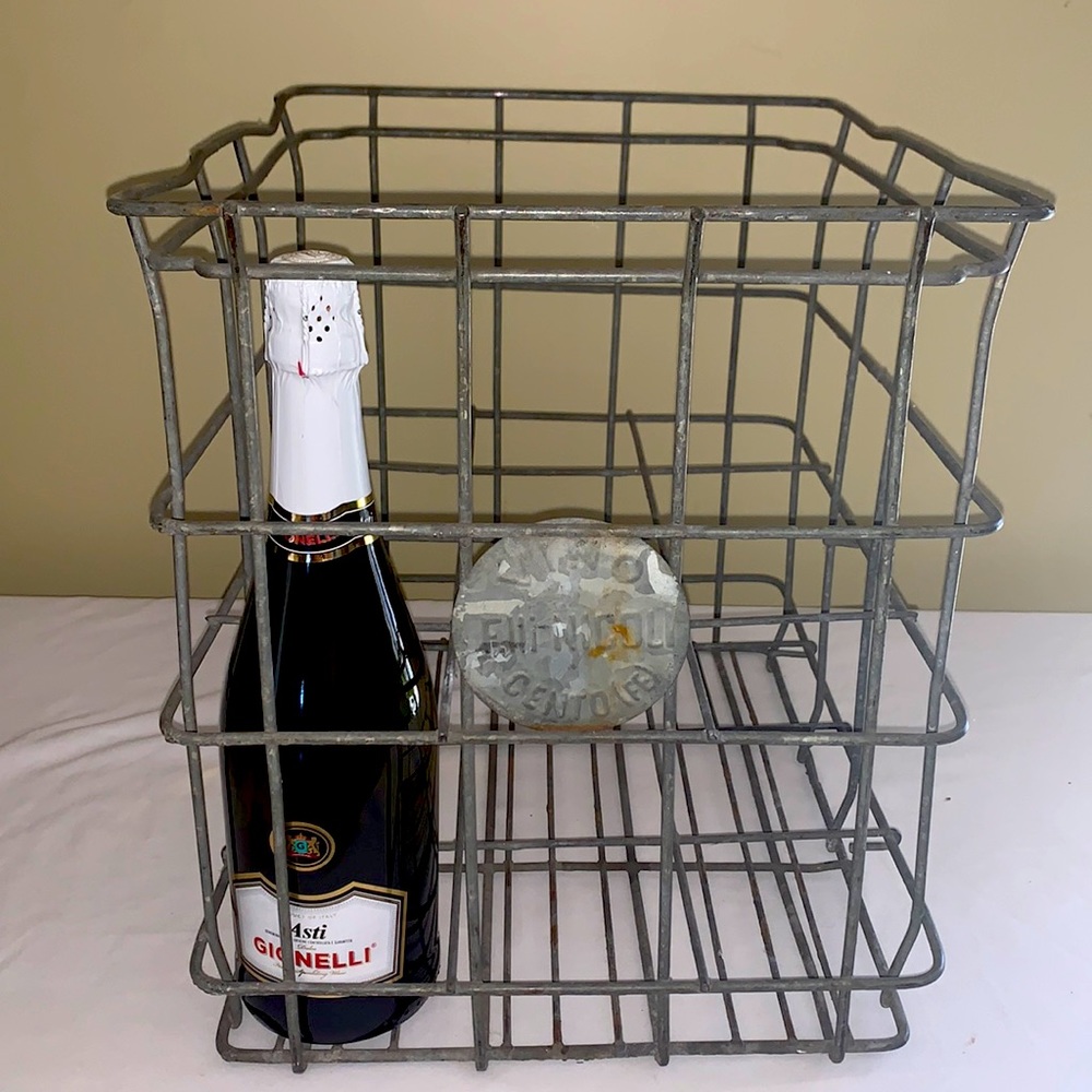 Antique wine rack from town Cento, Italy 🇮🇹 commune; Elli-Nicoli/old/Authentic